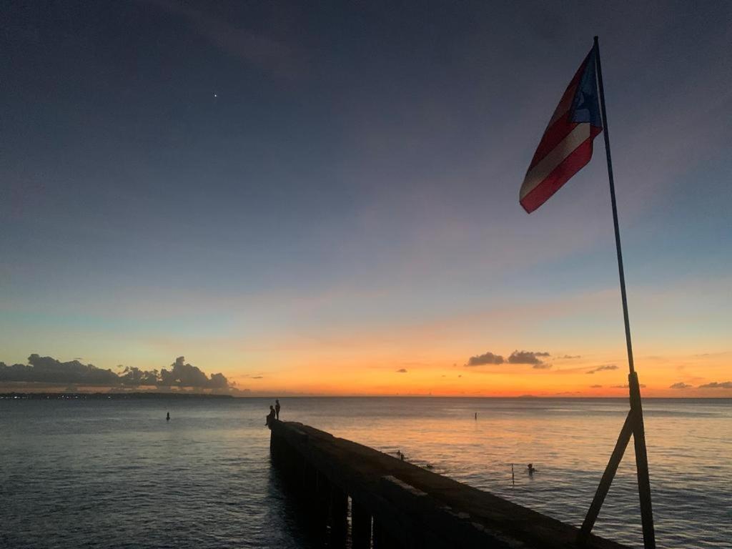 Aguadilla Breeze Apt In Gated Complex 8 Minute Walk To Crashboat Beach Exterior foto